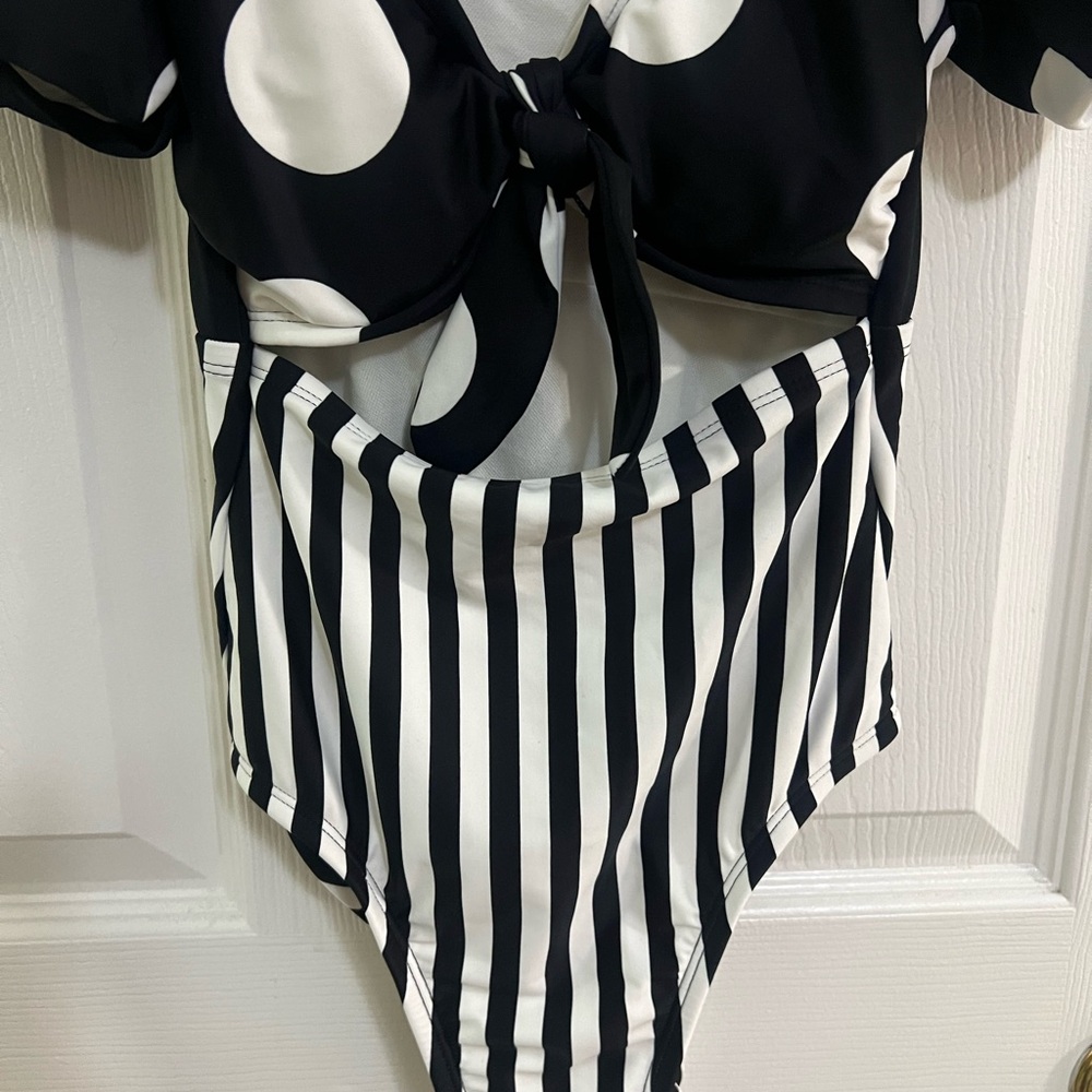 🔵  Tabitha Brown Target Striped Dot Print Tie Front One Piece Swimsuit  NWOT XXS - Picture 3 of 8